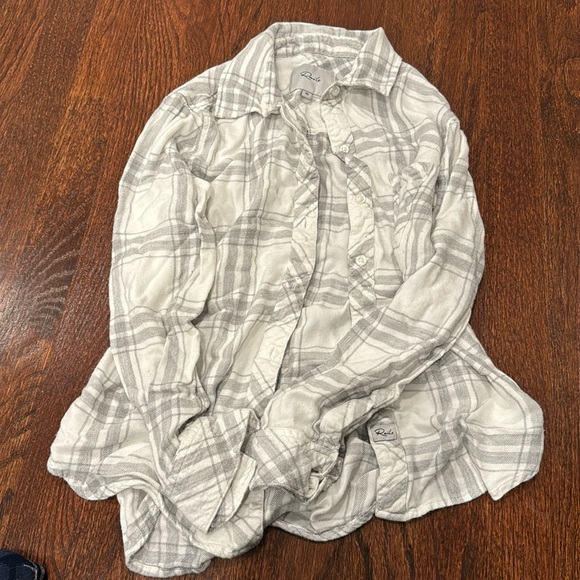 Rails Button Down - Picture 1 of 4